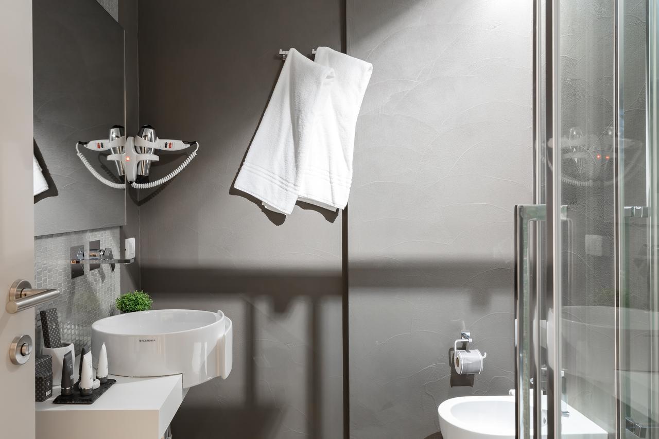 A World Aparts - Barberini Boutique 2* Rom